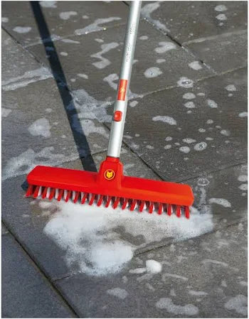 WOLF-Garten® Multi-Star Scrubbing Brush